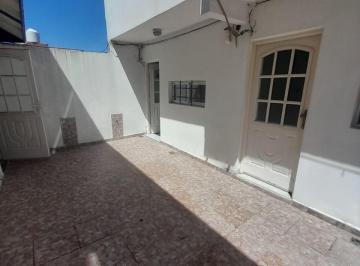 PH de 2 ambientes, Lanús · Alquiler. Hermoso PH en Duplex, Ubicado en 1° Piso S/av. 9 de Julio Al 4100