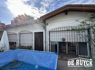 Casa · 100m² · 3 Ambientes · 2 Cocheras · Casa Tipo PH Al Fondo con Cochera y Verde