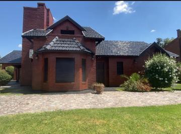 Casa de 6 ambientes, Moreno · Dueño Country Bco Pcia