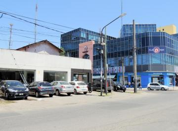 Edificio · 850m² · 10 Cocheras · Venta Edificio Comercial en Importante Esquina Pilar