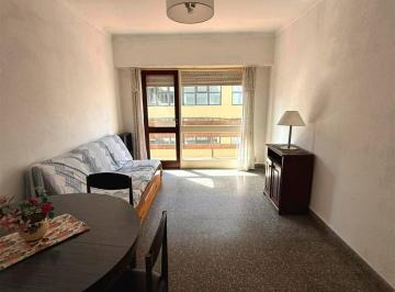 Departamento · 40m² · 2 Ambientes · 1 Cochera · 2 Ambientes con Balcón y Cochera Cubierta en Zona Centro/pza Mitre - Libres de Gastos