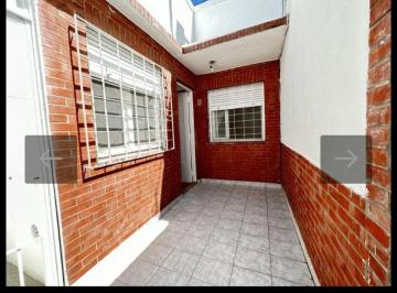 PH de 3 ambientes, Lanús · Venta PH 3 Ambientes con Patio y Terraza