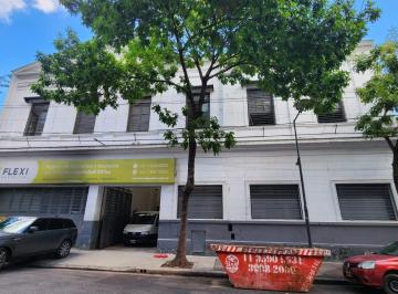 Depósito · 2250m² · 15 Ambientes · 4 Cocheras · Depósito en Constitución Entrada por 2 Calles