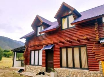 Casa · 190m² · 5 Ambientes · Excelente Oportunidad de Inversión! Venta Cabañas! San Luis