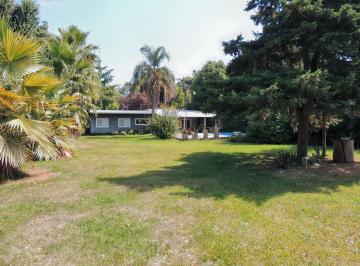 Casa · 85m² · 3 Ambientes · 6 Cocheras · Casa Venta Barrio El Cazador Escobar