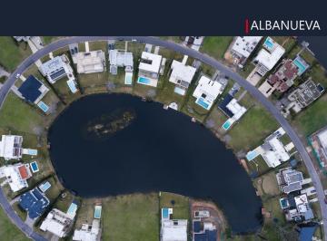 Terreno · 1100m² · Lote en Venta en El Barrio Albanueva, Al Río, Tigre