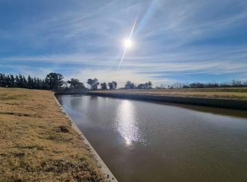 Terreno · 923m² · Lote en Venta Al Río en El Yacht | Nordelta | Barrio Náutico