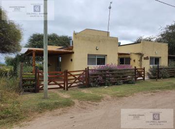 Casa · 97m² · 4 Ambientes · 2 Cocheras · Venta 2 Cabañas Categoria Merlo San Luis Amobladas
