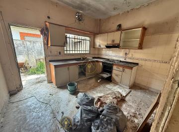 PH · 71m² · 3 Ambientes · PH 3 Amb a Reciclar en Venta Villa Bonich