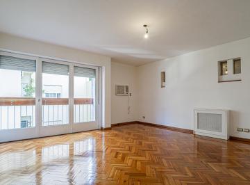 Departamento · 82m² · 3 Ambientes · 1 Cochera · Joya Luminosa de Dos Dorm. en El Corazón de Belgrano - Palermo