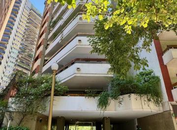 Departamento · 226m² · 5 Ambientes · 3 Cocheras · Excelente Semipiso en Venta en Recoleta Sobre Calle Arroyo, con Terraza y 3 Cocheras