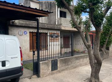 Casa · 164m² · 8 Ambientes · 3 Cocheras · Casa - Suco