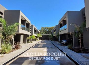 Casa · 127m² · 3 Ambientes · 1 Cochera · Casa Duplex en Venta Canning