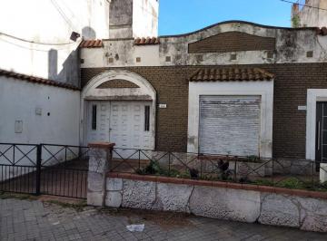 Casa · 134m² · 4 Ambientes · Casa en Venta a Reciclar en Barrio Abasto