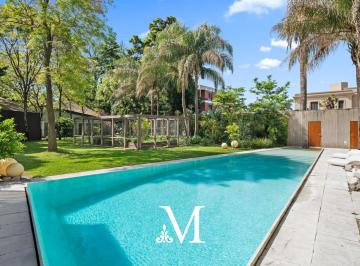 Casa · 2150m² · 8 Ambientes · 5 Cocheras · Increible Casa con Amenities - Terreno 2150 m² - Zona Embajadas - Belgrano R