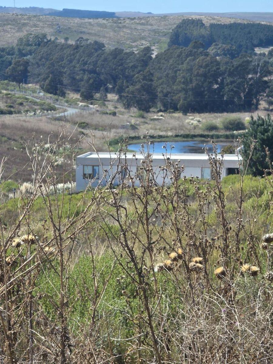 Exclusivo lote con vistas abiertas a las sierras y al lago