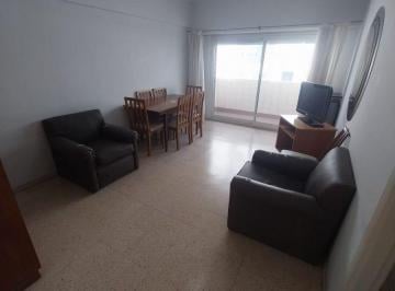 Departamento de 2 ambientes, Mar del Plata · 2 Amb. C/ Dependencia Al C/ Frente, Muy Luminoso - Moreno y Santa Fe