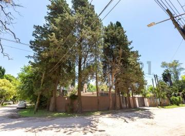 Casa · 190m² · 4 Ambientes · Venta Casa 4 Ambientes - Piscina - Jardin Parque Leloir - Permuta