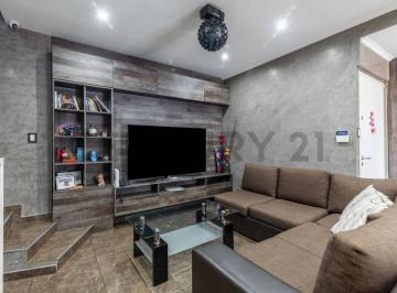PH · 108m² · 4 Ambientes · PH Triplex 4 Ambientes Piscina y Terraza Permuta