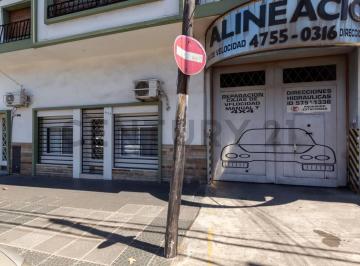 Bodega-Galpón · 250m² · Oportunidad: Galpón - Villa Lynch - Acepta Permuta
