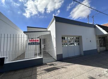Casa · 121m² · 5 Ambientes · 1 Cochera · Casa en Puerto Gral San Martin