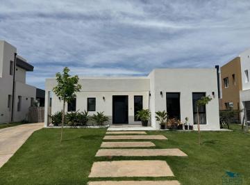 Casa de 5 ambientes, Pilar · Pilar del Este San Ramiro 3 Dorm Ulrich Propiedades