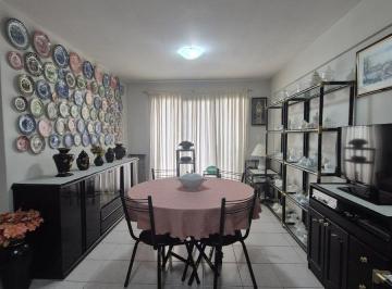 Departamento · 93m² · 5 Ambientes · Venta Departamento Mitre 700