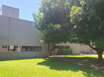 Casa de 4 ambientes, Escobar · Hermosa Casa en Alquiler Temporal / Anual - Haras Santa María