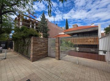 Casa · 553m² · 10 Ambientes · 5 Cocheras · Venta Casa/terreno Frente a Zaldivar y Lindera a Las Nuevas Torres de Kristich