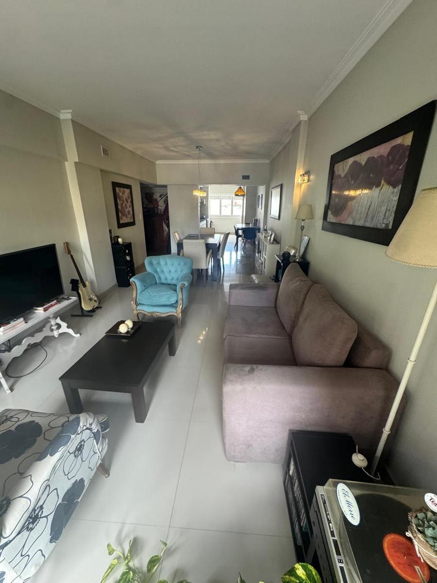 Depto 2 dorm, 88m² con cochera — 9 de Julio e/ Yrigoyen y Mitre