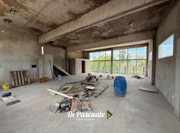 Local comercial · 103m² · 1 Ambiente · Alquiler Local en 1er Piso con Balcón y 2 Baños Ideal Oficina/consultorio/instituto - La Reja Norte