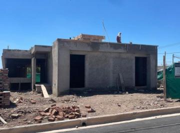 Departamento de 3 ambientes, Presidente Sarmiento · Venta Dúplex a Estrenar en Barrio Privado Las Acacias - Godoy Cruz.