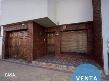 Casa · 150m² · 3 Ambientes · 1 Cochera · Casa en Tandil