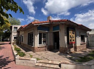 Casa de 10 ambientes, Villa Nueva · Amplia Casa en Venta Villanueva