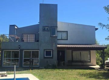 Casa · 184m² · 4 Ambientes · Casa Chalet en Venta en Comarca del Sol, Exaltación de La Cruz, G. B. a. Zona Norte