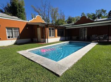 LER-LER-7673_2 · Casa en Venta 3 Dorm. en Parque Leloir Lote 719 m² Pileta Una Planta