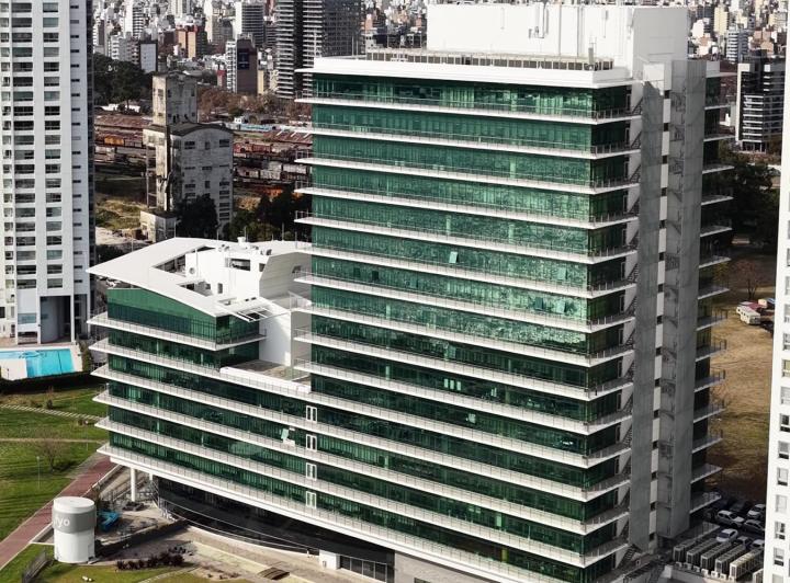 Oficina comercial · 854m²