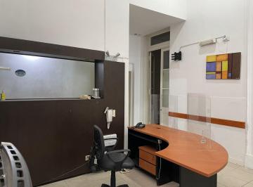 Oficina comercial · 133m² · 6 Ambientes · Consultorio en Alquiler Balcarce 600 Rosario