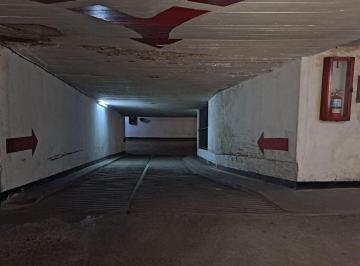 Garage , San Nicolás · Cochera en Venta, San Nicolás