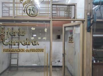 Local comercial de 1 ambiente, San Nicolás · Local de 9 m con Entrepiso, en Galería