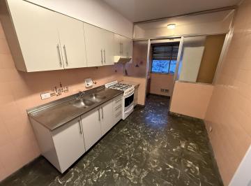 Departamento · 90m² · 4 Ambientes · Departamento en Alquiler de 4 Ambientes con Dos Baños - Wilde