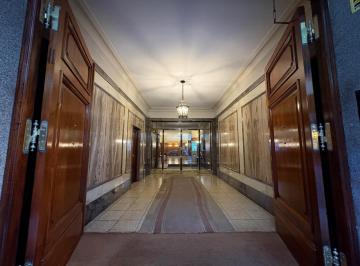 Departamento · 148m² · 5 Ambientes · 1 Cochera · Departamento en Recoleta