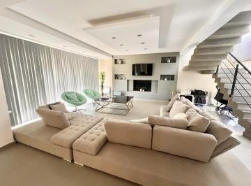 Casa · 210m² · 5 Ambientes · Venta de Lote - Barrio Cerrado Isla del Este - Delta de Tigre
