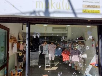 Fondo de comercio · 60m² · Fondo de Comercio Indumentaria Infantil - en Calle Belgrano