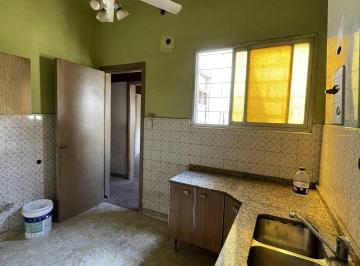 Casa de 3 ambientes, Lanús · Venta Casa de 3 Amb. con Patio y Terraza, Valentín Alsina, Lanús