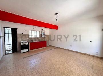 PH · 55m² · 3 Ambientes · 1 Cochera · Venta – PH de 2 Dorm. con Cochera