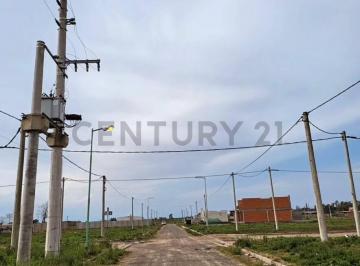 Terreno · 6736m² · Lotes en Sicardi: Inversión Estratégica con Financiación | Av 7 y 625