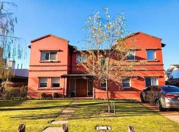 Casa de 7 ambientes, Pilar · Casa en Venta Bc " La Rinconada " Lote Central Impecable
