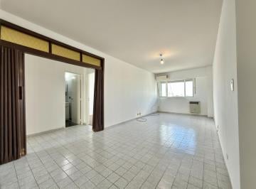 Departamento · 78m² · 5 Ambientes · Departamento 5 Ambientes Sobre Calle 7