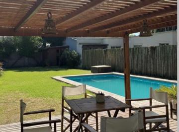 Casa · 106m² · 4 Ambientes · 3 Cocheras · Venta Casa Entre Caminos City Bell